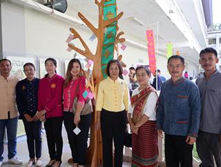 20.10.68 ร่วมกิจกรรมการเสาวนาและนิทรรศการประเพณีตักบาตรเทโวโรหณะและประเพณีตานต้อด ประจำปีพุทธศักราช 2568 