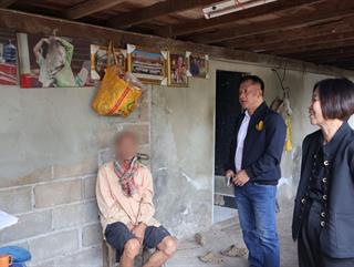 26.02.69 ลงพื้นที่ติดตาม เยี่ยมบ้าน เเละตรวจสอบข้อเท็จจริงการช่วยเหลือเด็ก เเบบครอบครัวอุปถัมภ์เเละโครงการเงินอุดหนุนเพื่อการดูเเลเด็กเเรกเกิด